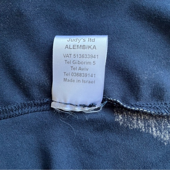 NEW Alembika Lily Top Mixed print Navy XS - Picture 11 of 12